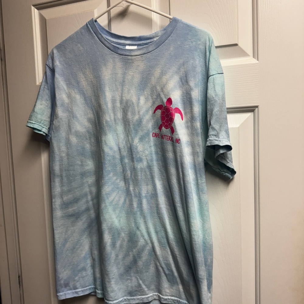 Source Unknown Blue Tie-Dye Tee with Pink Turtle